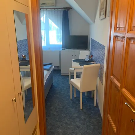 Napfeny Apartman Orosháza Exterior photo
