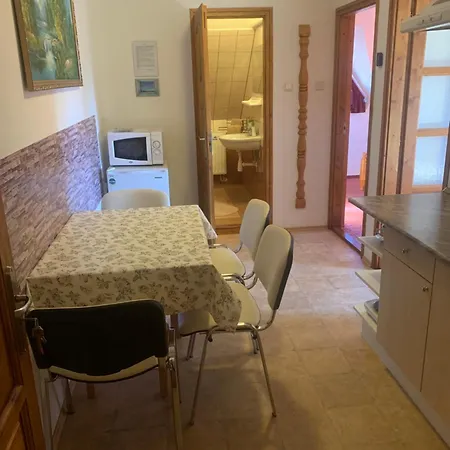 Napfeny Apartman Orosháza Exterior photo
